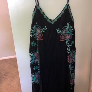 Entero embroidered dres